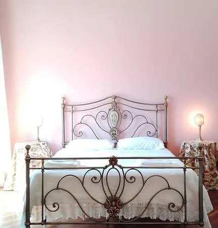 Les Maisons Palazzo Beneventano Apartment *